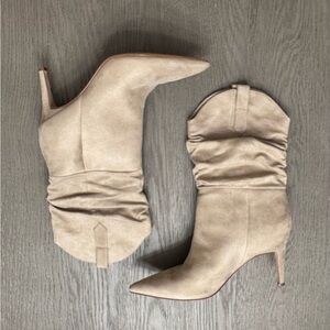Marc Fisher Slouchy Faux Suede Booties – Size 11M